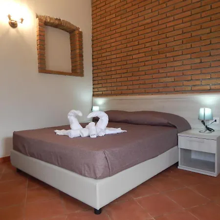 בית נופש Villa Maria Elena ריקאדי