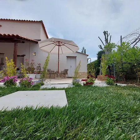 בית נופש Villa Maria Elena